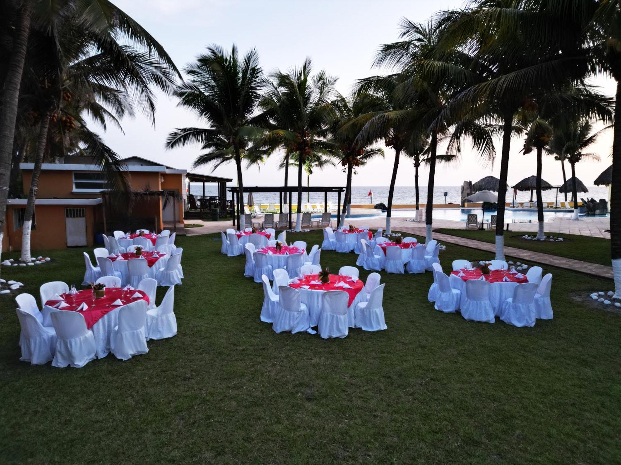Hotel Cayman Suites Monterrico Exterior photo