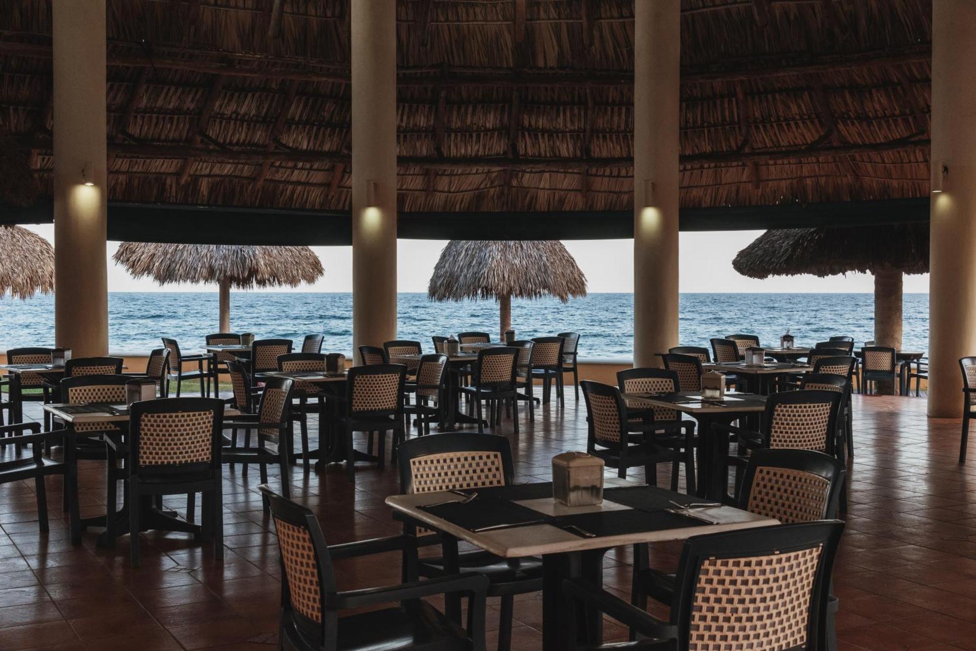 Hotel Cayman Suites Monterrico Exterior photo