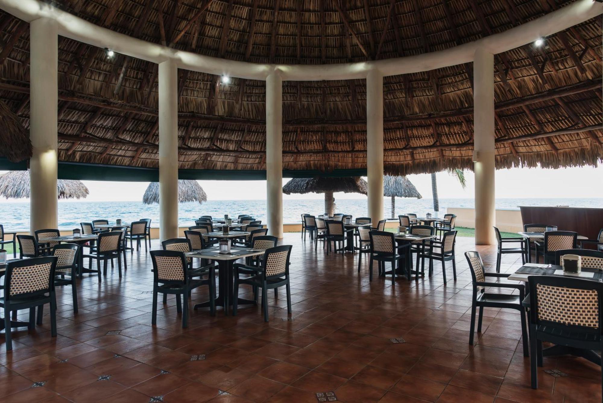 Hotel Cayman Suites Monterrico Exterior photo